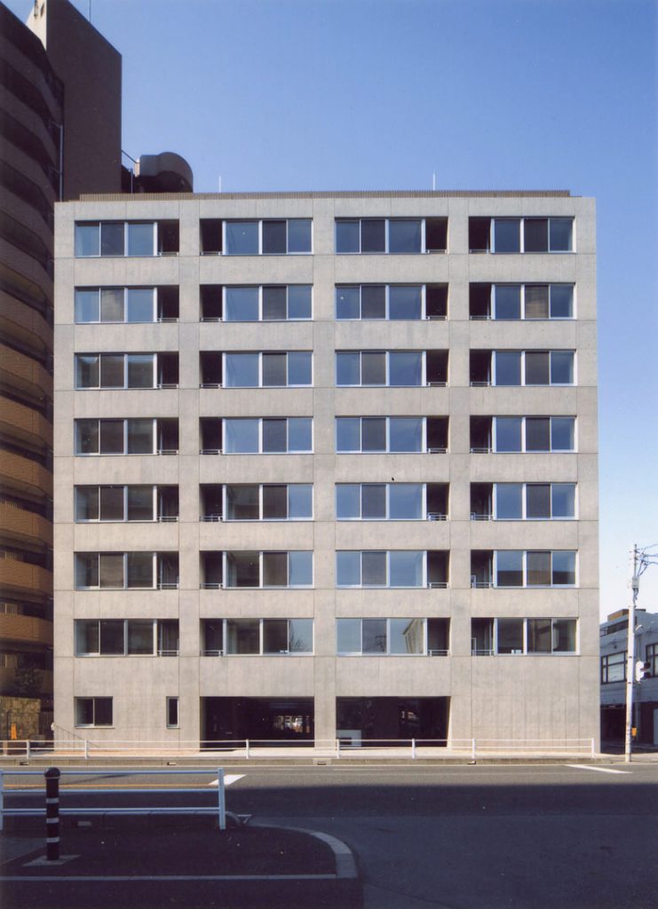 01 facade